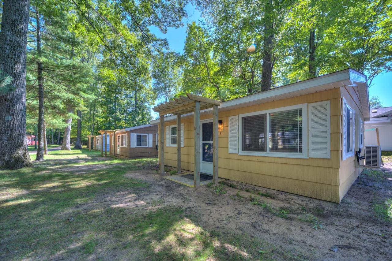 Scenic Drive Resort Muskegon Bagian luar foto