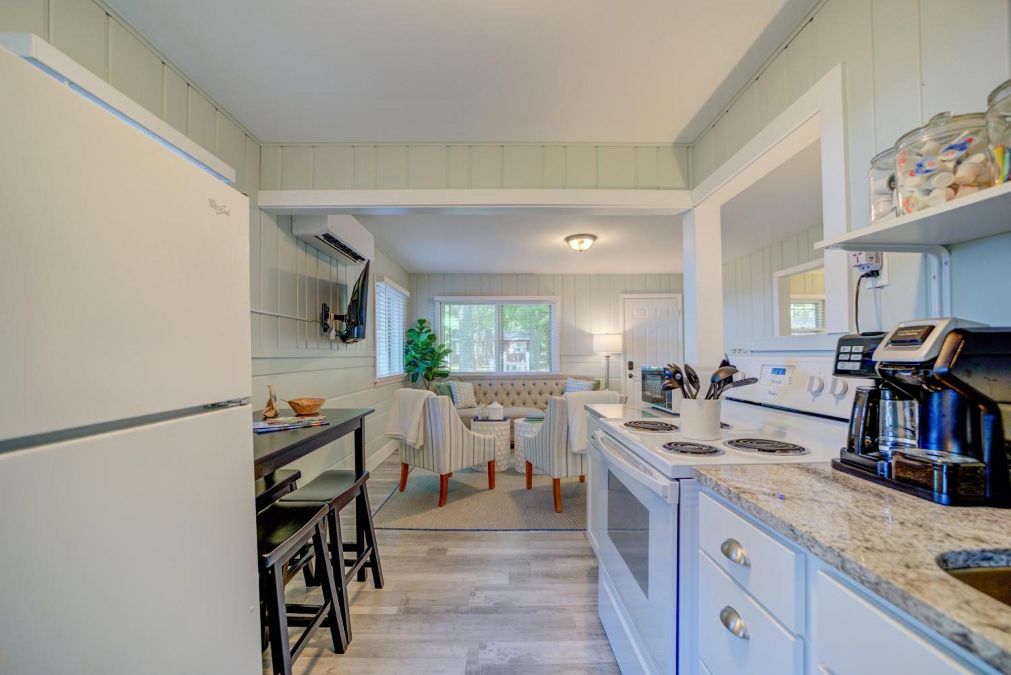 Scenic Drive Resort Muskegon Bagian luar foto